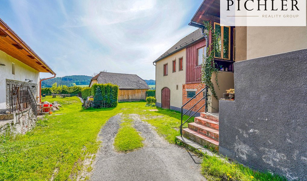 Prodej ubytovacího objektu 355 m², Čachrov – náhled fotky 33