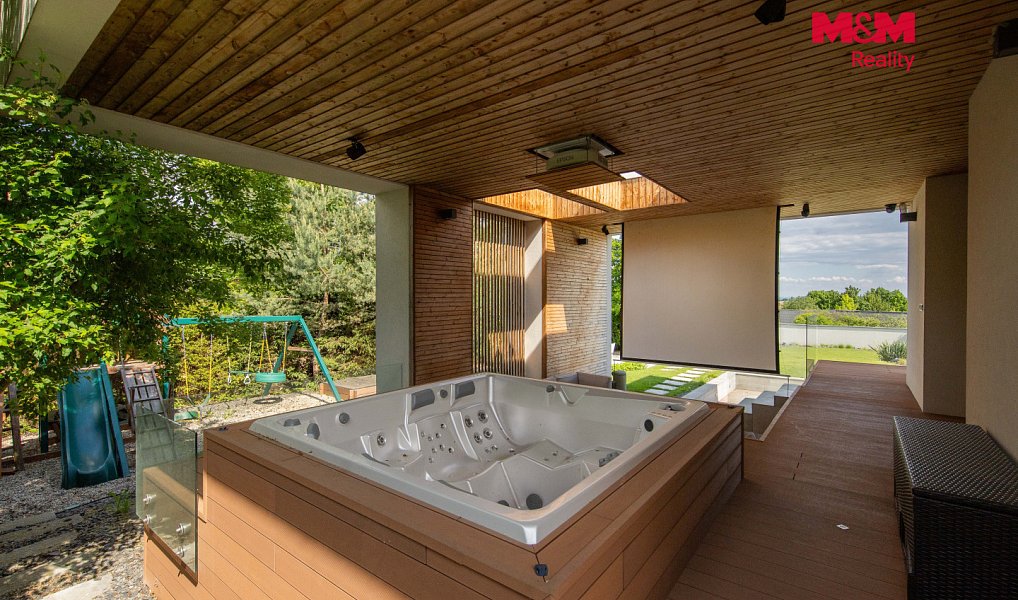Pronájem domu 276 m² s pozemkem 3 217 m², Mostkovice – náhled fotky 29