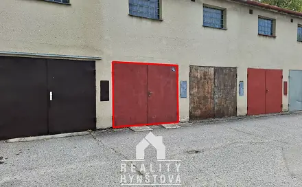Prodej garáže v centru Blanska elektřina 230/400 V, kamerový dohled, Sadová, Blansko