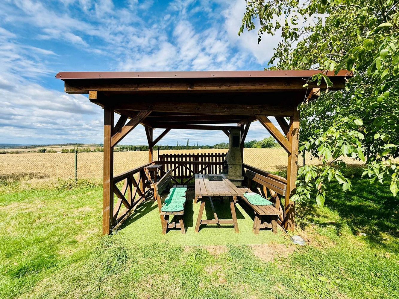 Prodej stavebního pozemku 742 m²