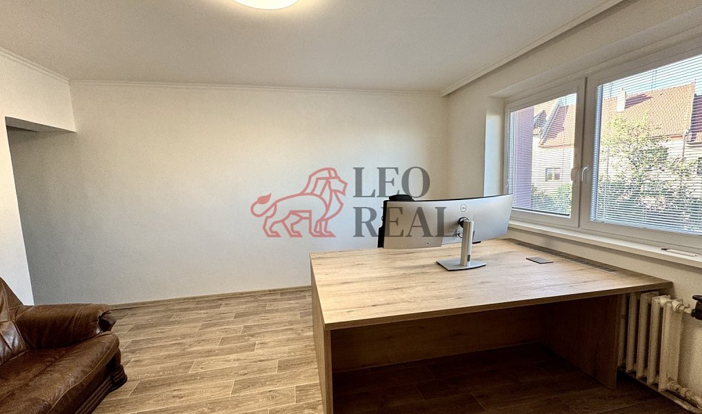 Pronájem kanceláře 22 m², Uherské Hradiště – náhled fotky 4