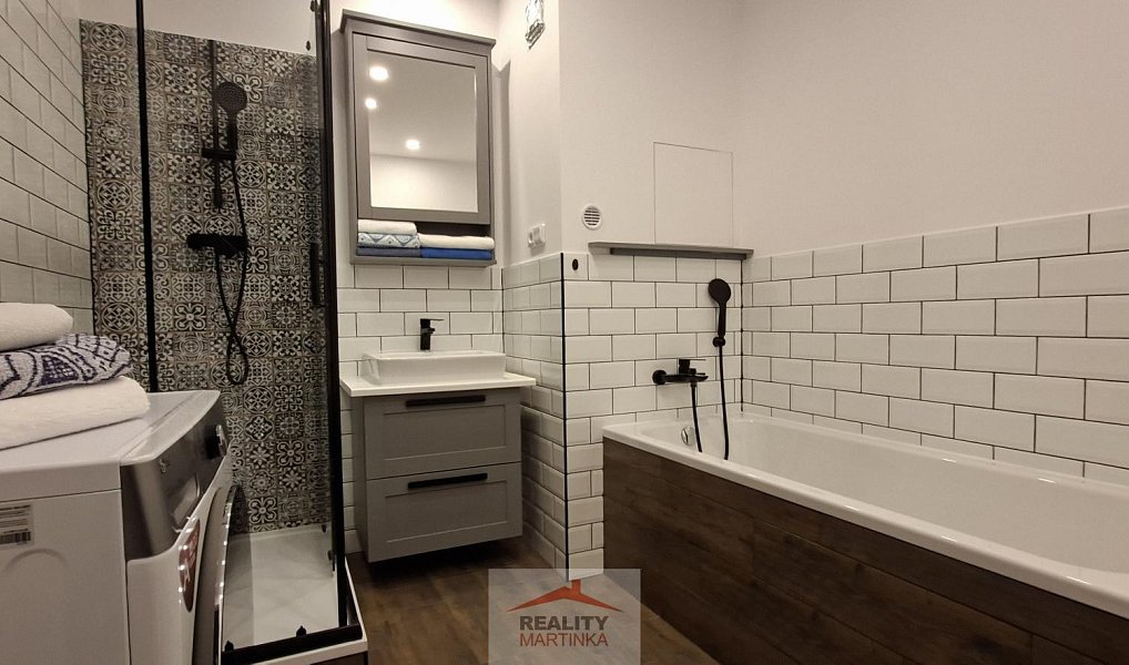 Prodej bytu 2+kk 40 m², Rožnov pod Radhoštěm – náhled fotky 3