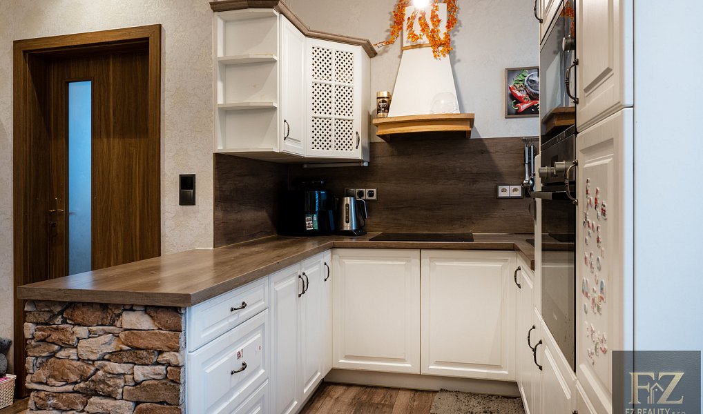Prodej domu 178 m² s pozemkem 406 m², Tábor – náhled fotky 13