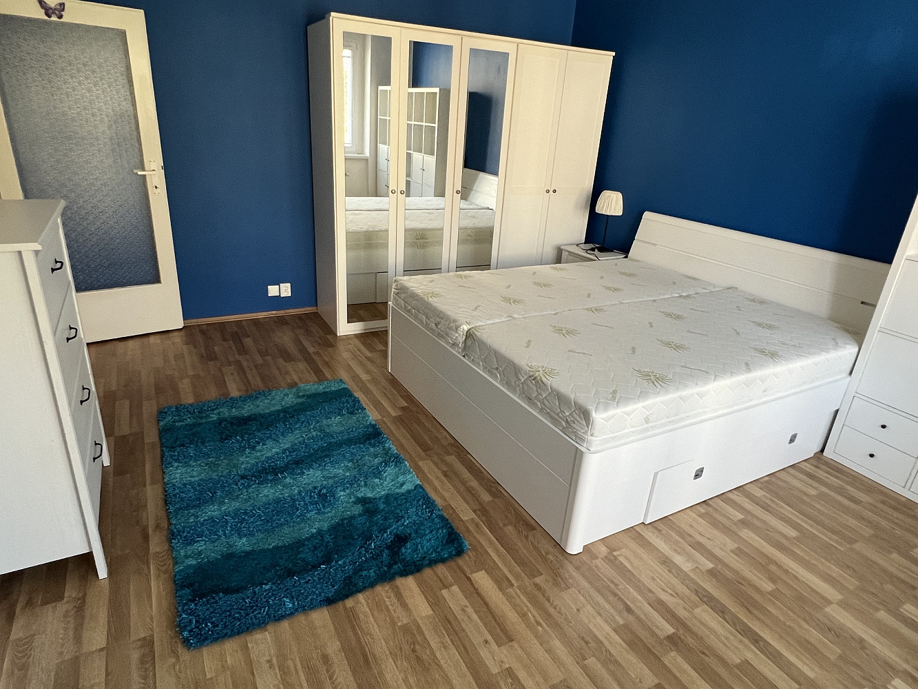 Pronájem bytu 2+kk 45 m² – fotografie 2