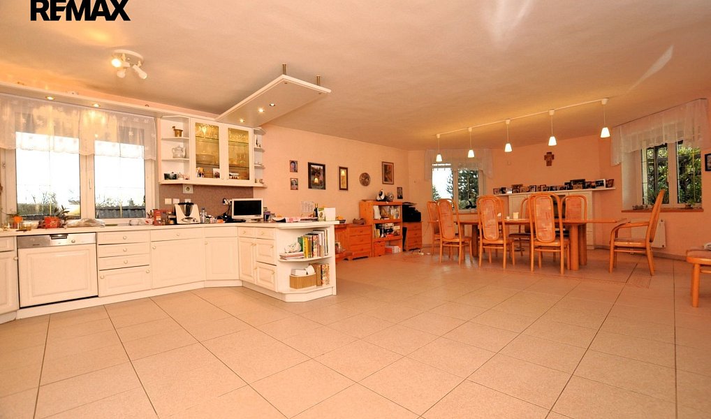 Prodej domu 950 m² s pozemkem 2 940 m², Přibyslav – náhled fotky 20