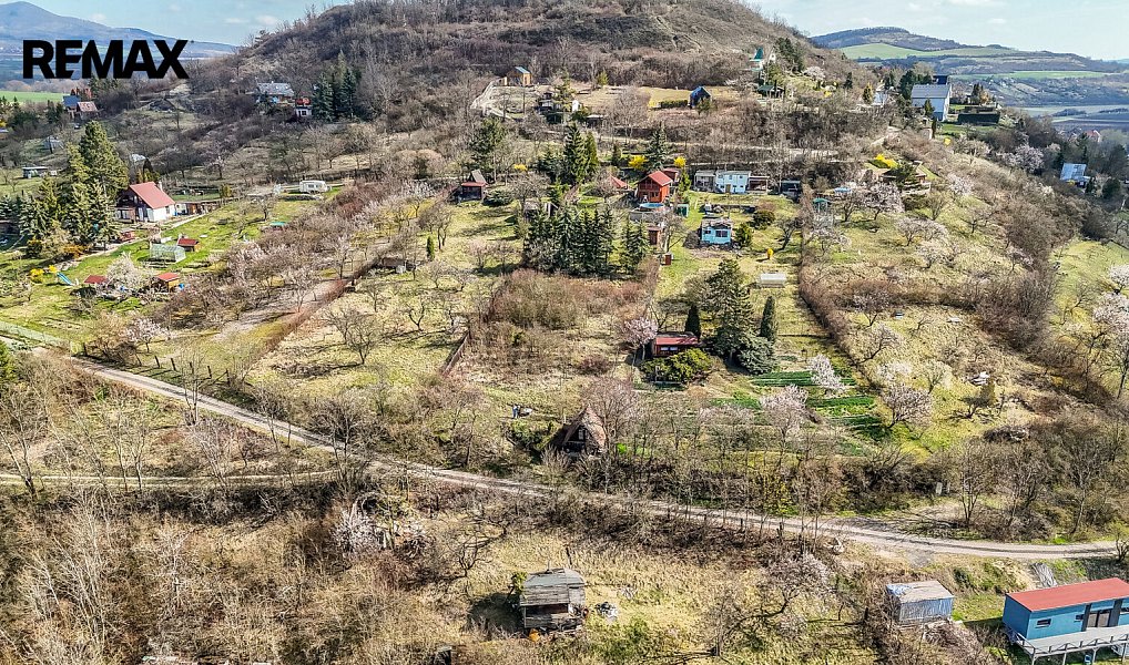 Prodej zahrady 1 122 m², Křešice – náhled fotky 5
