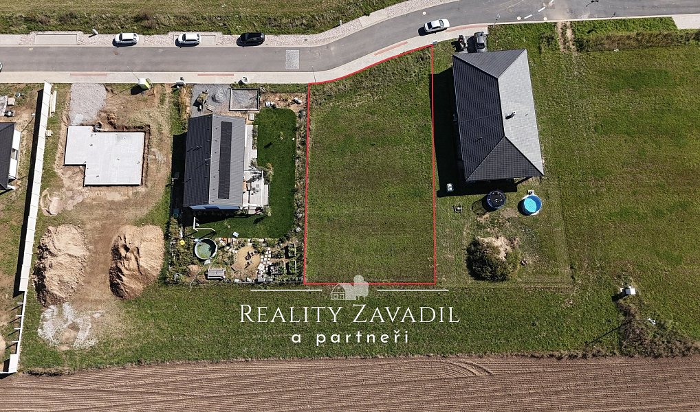 Prodej stavebního pozemku 917 m², Stolany – náhled fotky 5