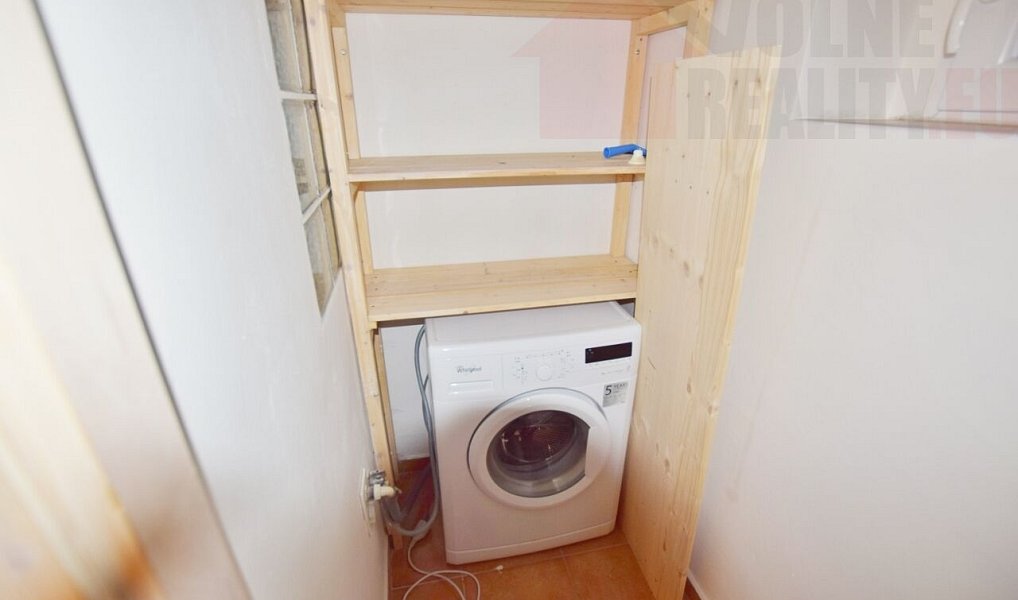 Pronájem bytu 1+1 50 m², Praha – náhled fotky 7