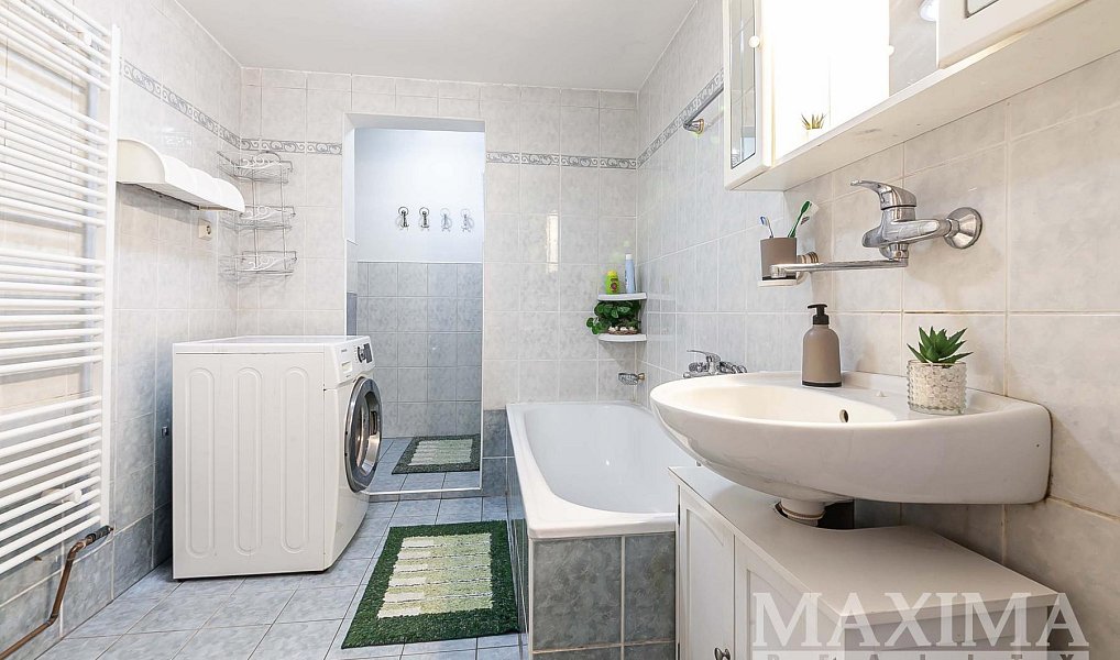 Prodej domu 320 m² s pozemkem 1 557 m², Nová Ves – náhled fotky 16