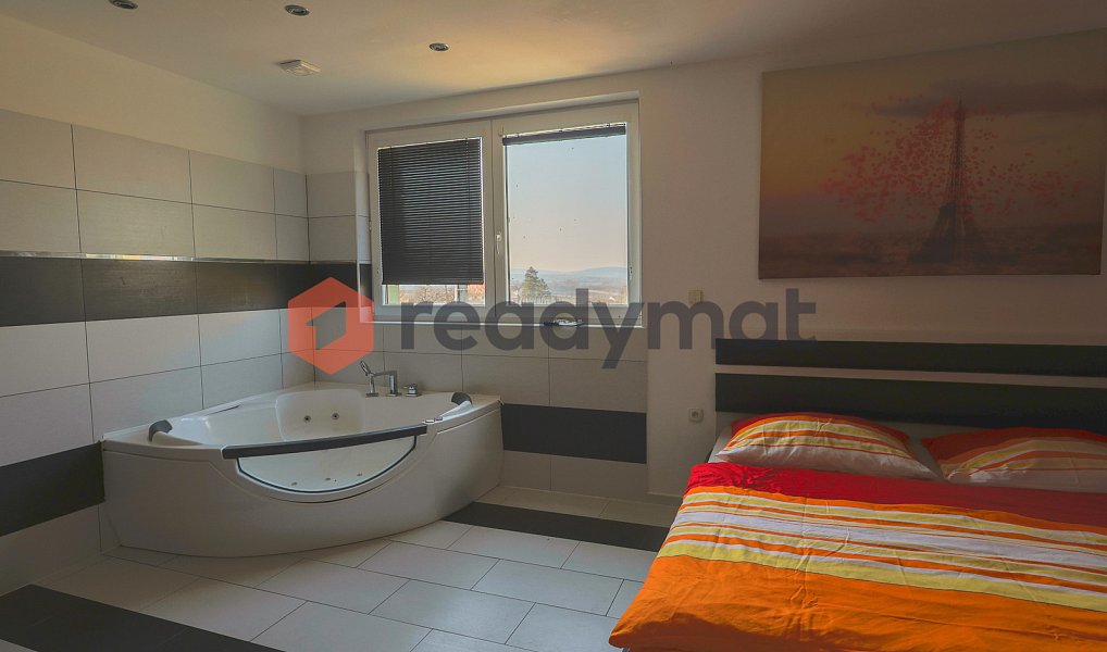Prodej ubytovacího objektu 660 m², Čejč – náhled fotky 8