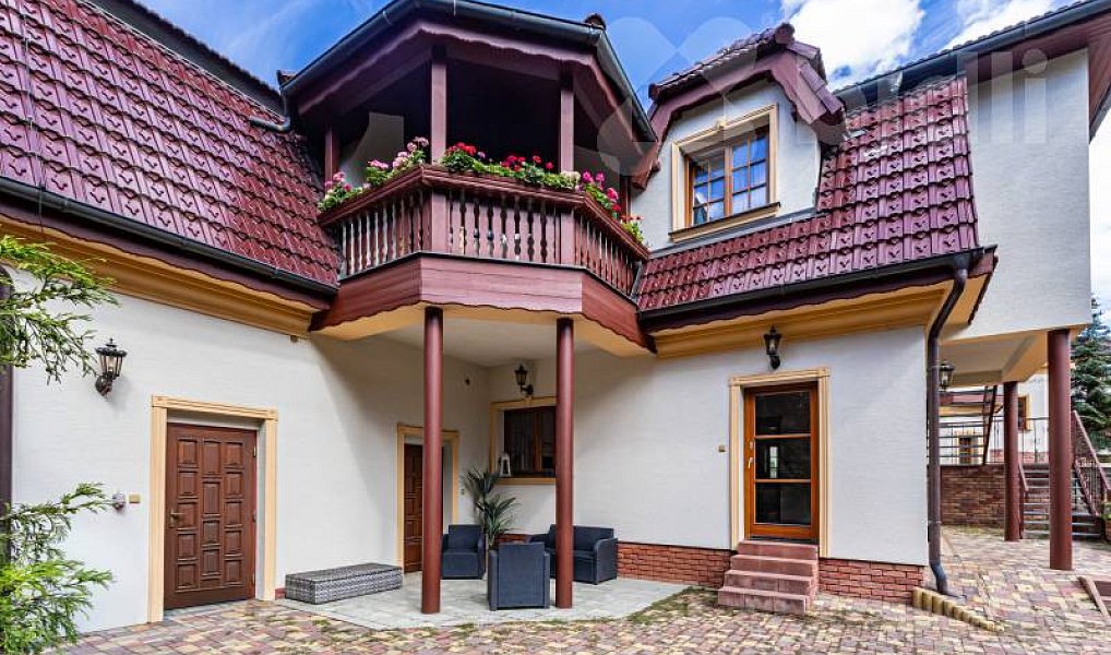 Prodej domu 267 m² s pozemkem 571 m², Praha – náhled fotky 22