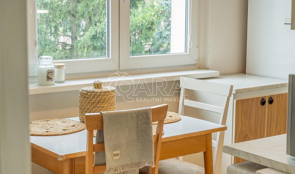 Prodej bytu 2+1 55 m², Praha – náhled fotky 11
