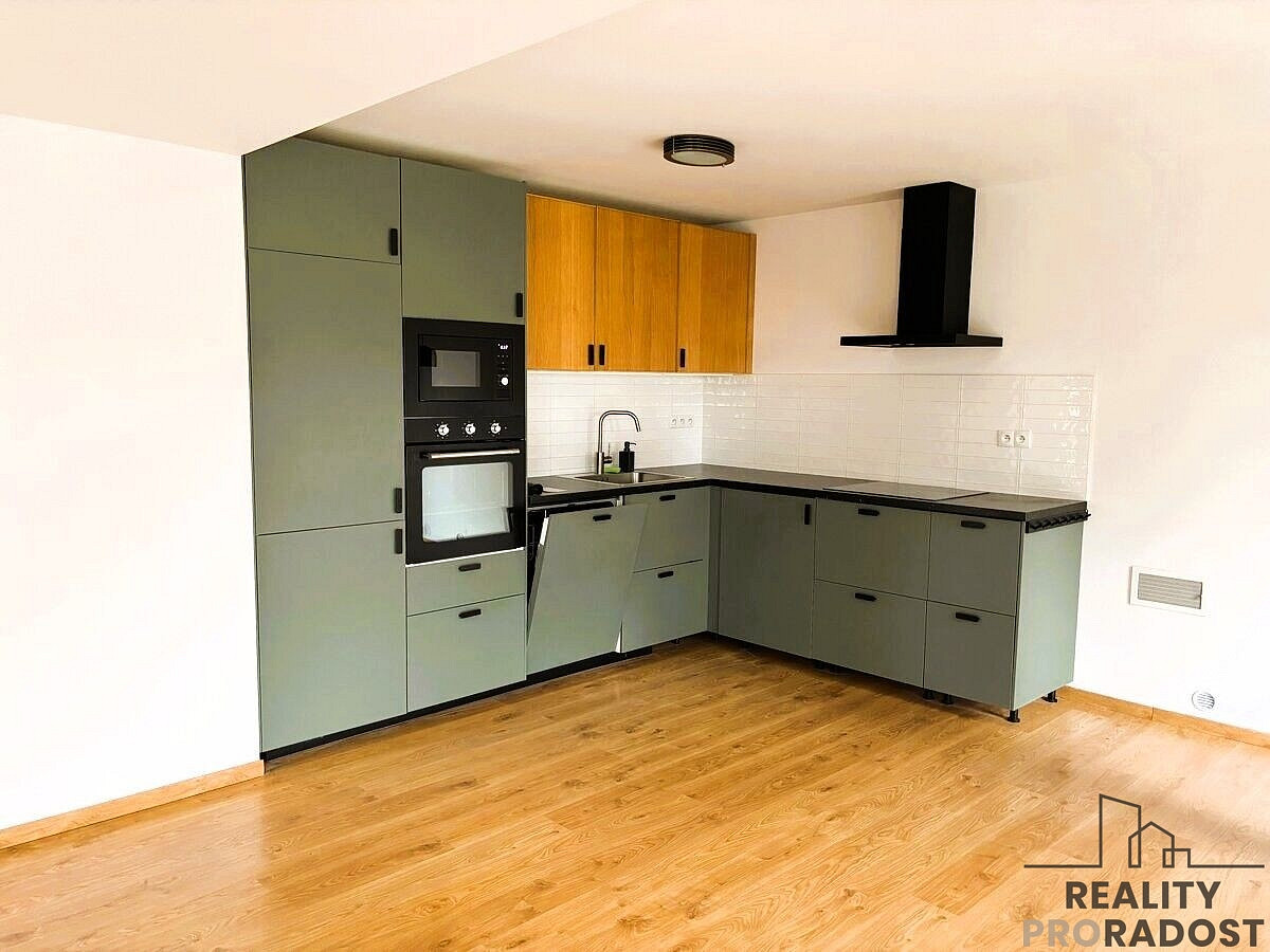 Kuća, 120 m², zemljište 260 m²