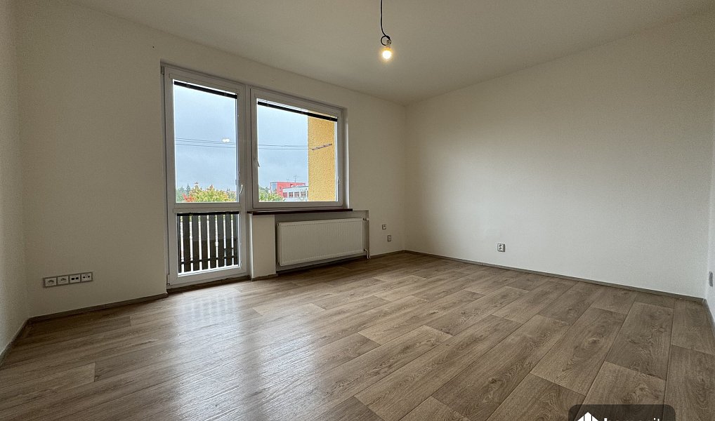 Pronájem bytu 3+1 68 m², Pardubice – náhled fotky 4