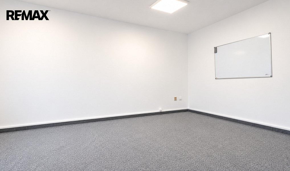Pronájem kanceláře 339 m², České Budějovice – náhled fotky 6