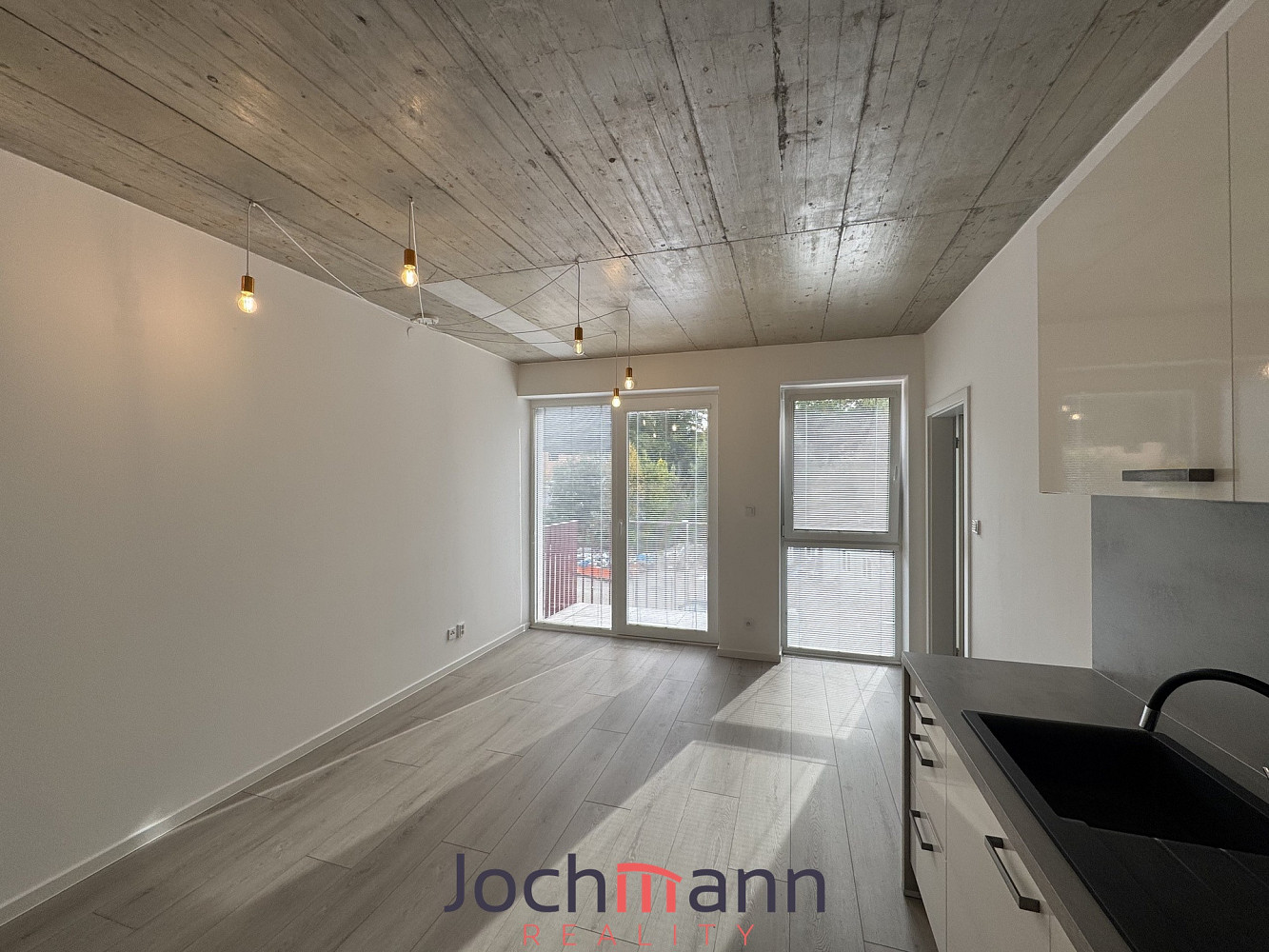 Pronájem bytu 2+kk 42 m² – fotografie 3