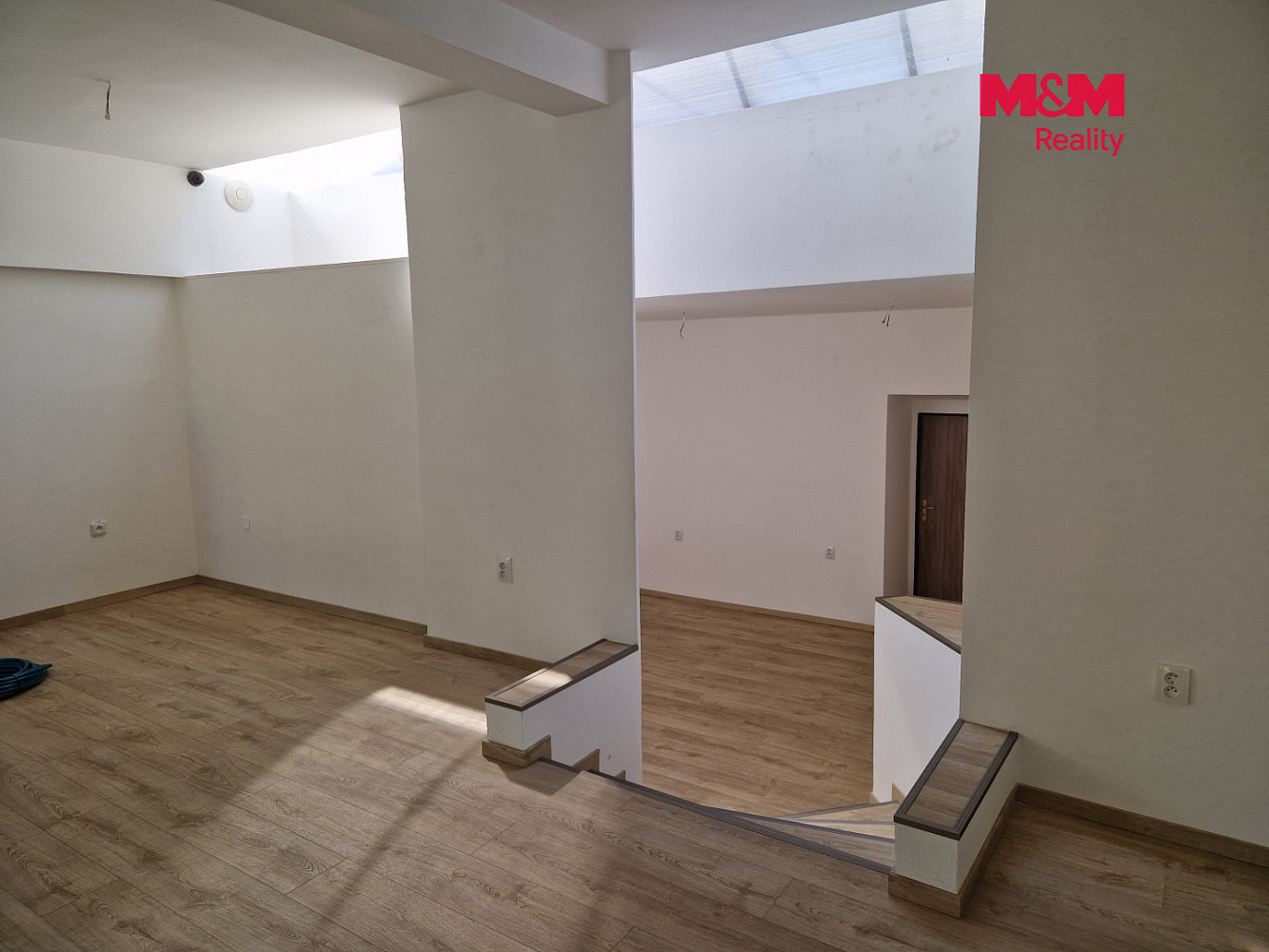 Pronájem obchodních prostor 124 m² – fotografie 5