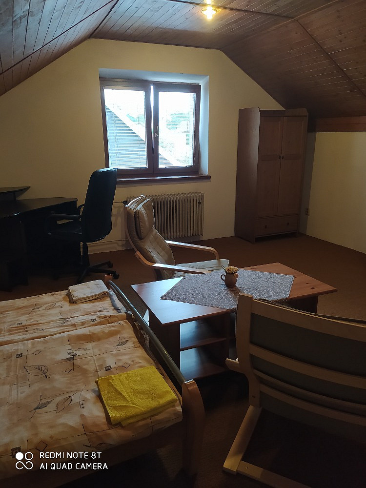 Pronájem bytu 2+kk 40 m² — photo 3