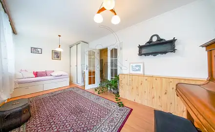 Prodej bytu 3+1 60 m², Veltruská, Praha 9 - Prosek