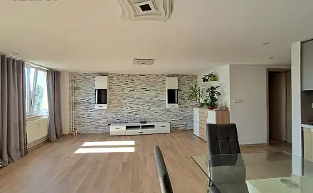 Pronájem bytu 4+kk 82 m²