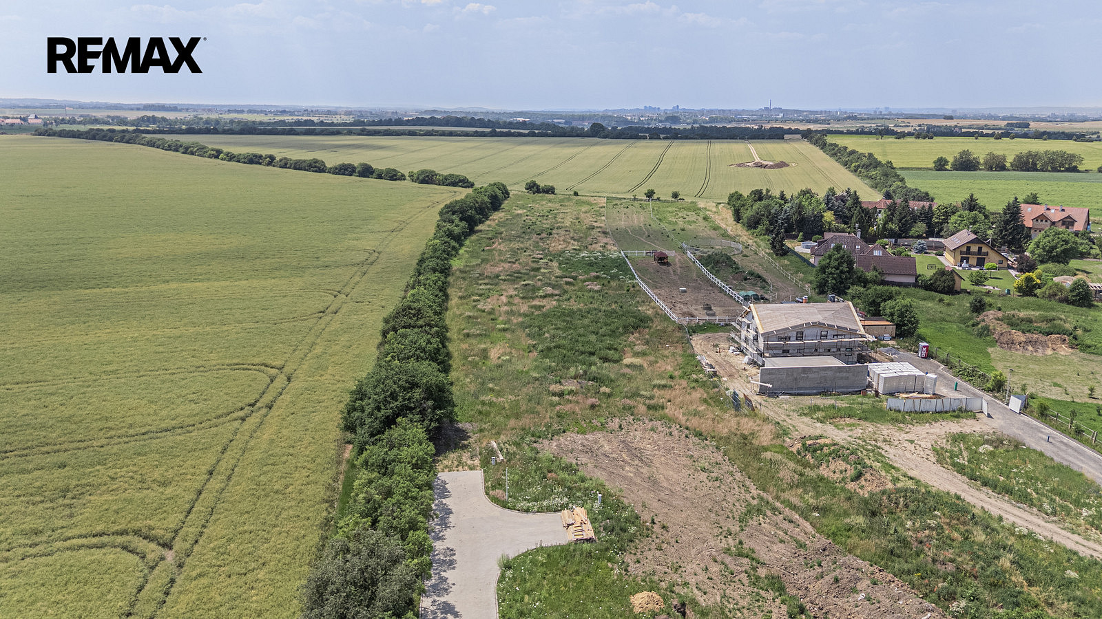 Prodej stavebního pozemku 11 703 m² – fotografie 4