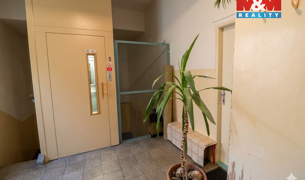 Prodej bytu 2+1 63 m², Karlovy Vary – náhled fotky 12