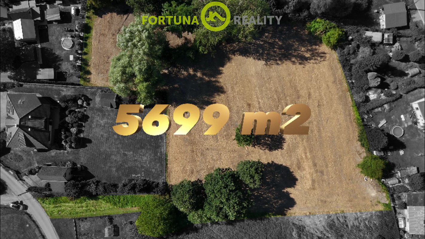 Prodej stavebního pozemku 5 699 m²