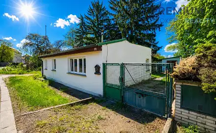 Prodej domu 70 m² s pozemkem 935 m², Třebenice, okres Litoměřice