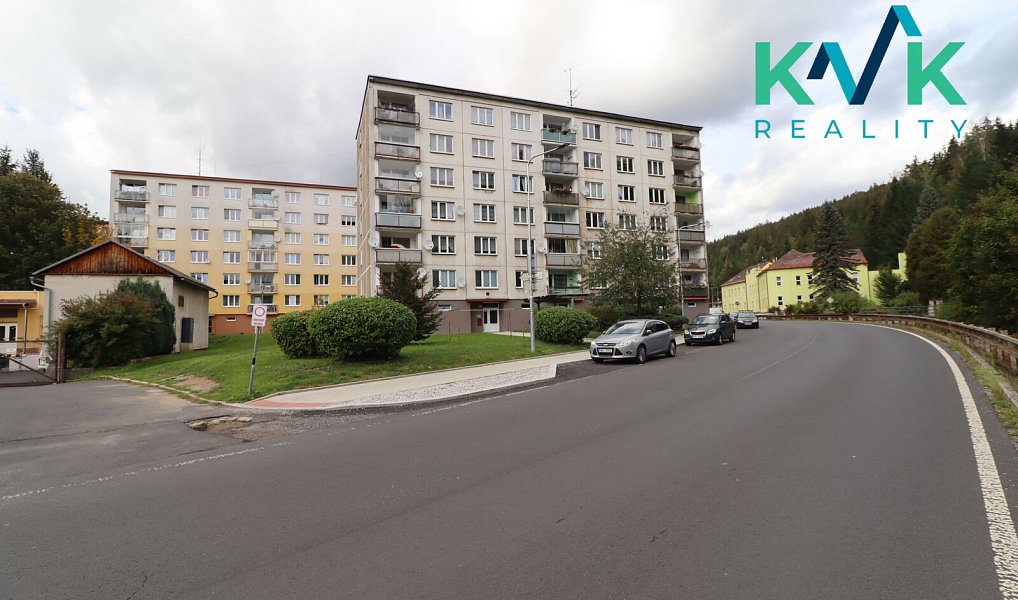 Prodej bytu 1+1 35 m², Kraslice – náhled fotky 12
