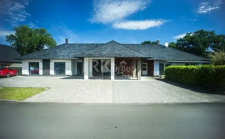 Prodej domu 190 m² s pozemkem 490 m², Na Hůrce, Cheb - Skalka