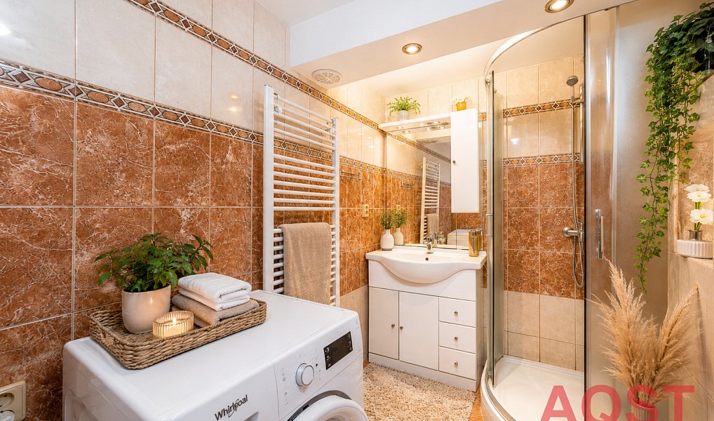 Prodej domu 272 m² s pozemkem 600 m², Mělnické Vtelno – náhled fotky 18