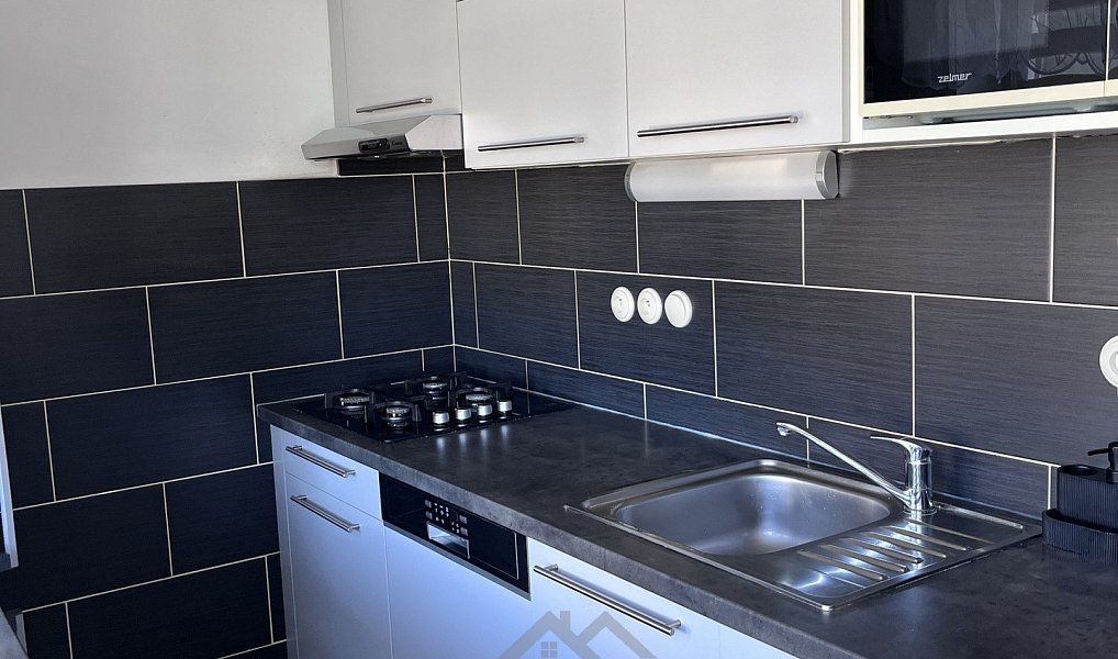 Prodej bytu 4+kk 73 m², Praha – náhled fotky 3