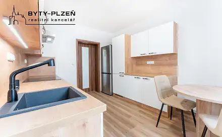 Pronájem bytu 2+1 64 m²