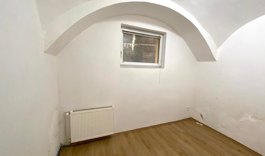 Prodej obchodních prostor 69 m², Karlovy Vary – náhled fotky 6