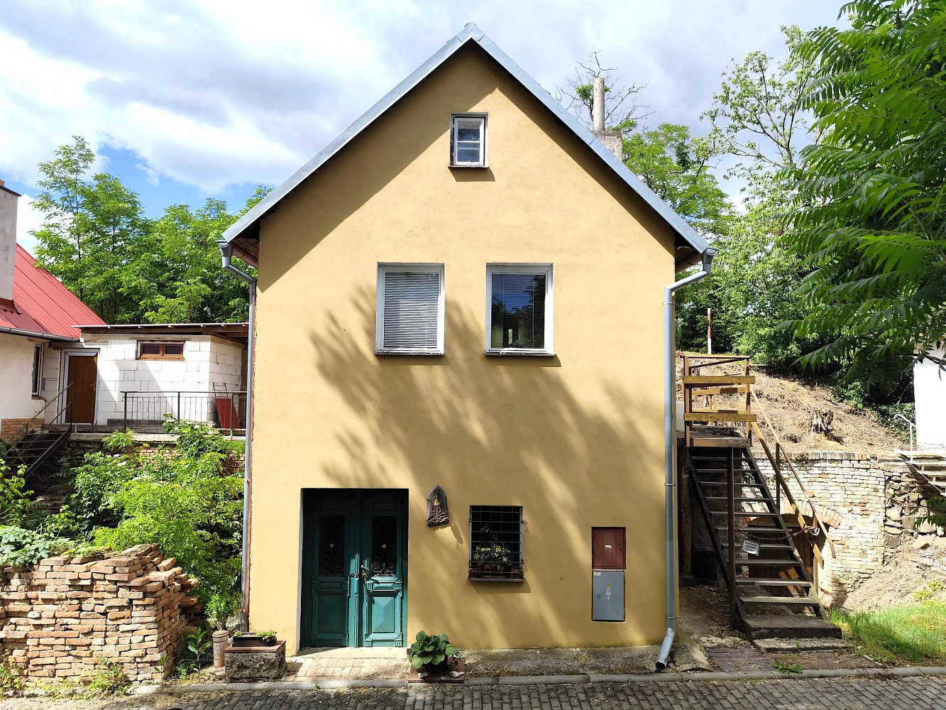 Commercial property, 95 m²