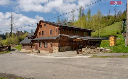 Prodej chaty/chalupy 500 m² s pozemkem 13 000 m², Horní Bečva, okres Vsetín