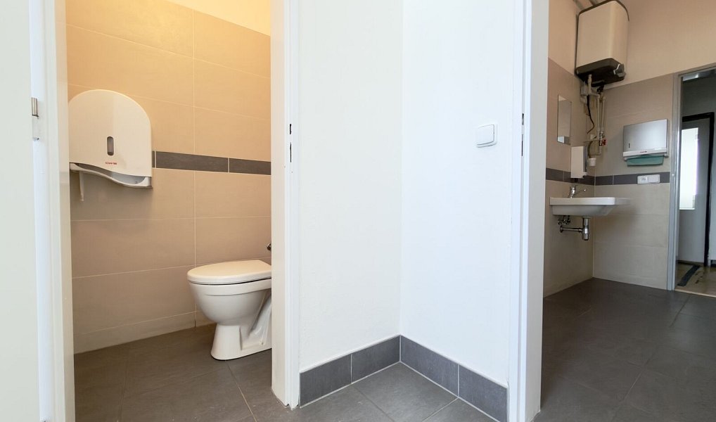 Pronájem kanceláře 17 m², Ostrava – náhled fotky 11
