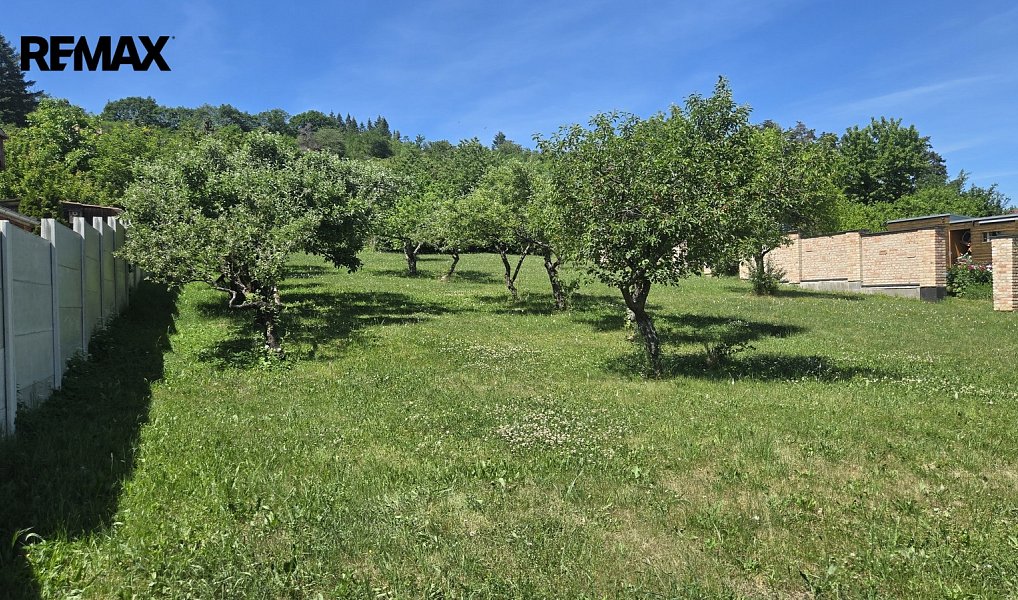 Prodej stavebního pozemku 1 368 m², Luleč – náhled fotky 8