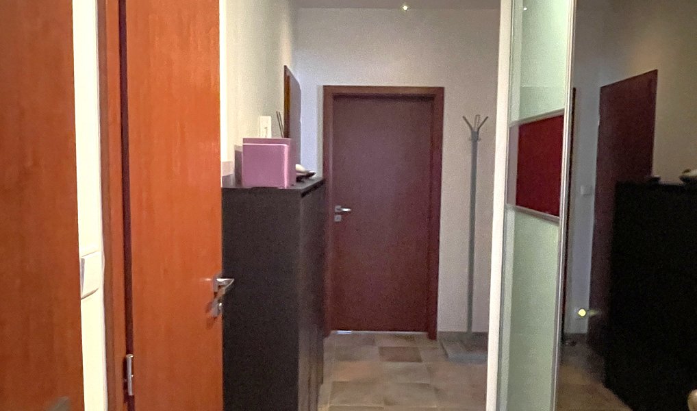 Prodej bytu 3+kk 95 m², Jesenice – náhled fotky 21