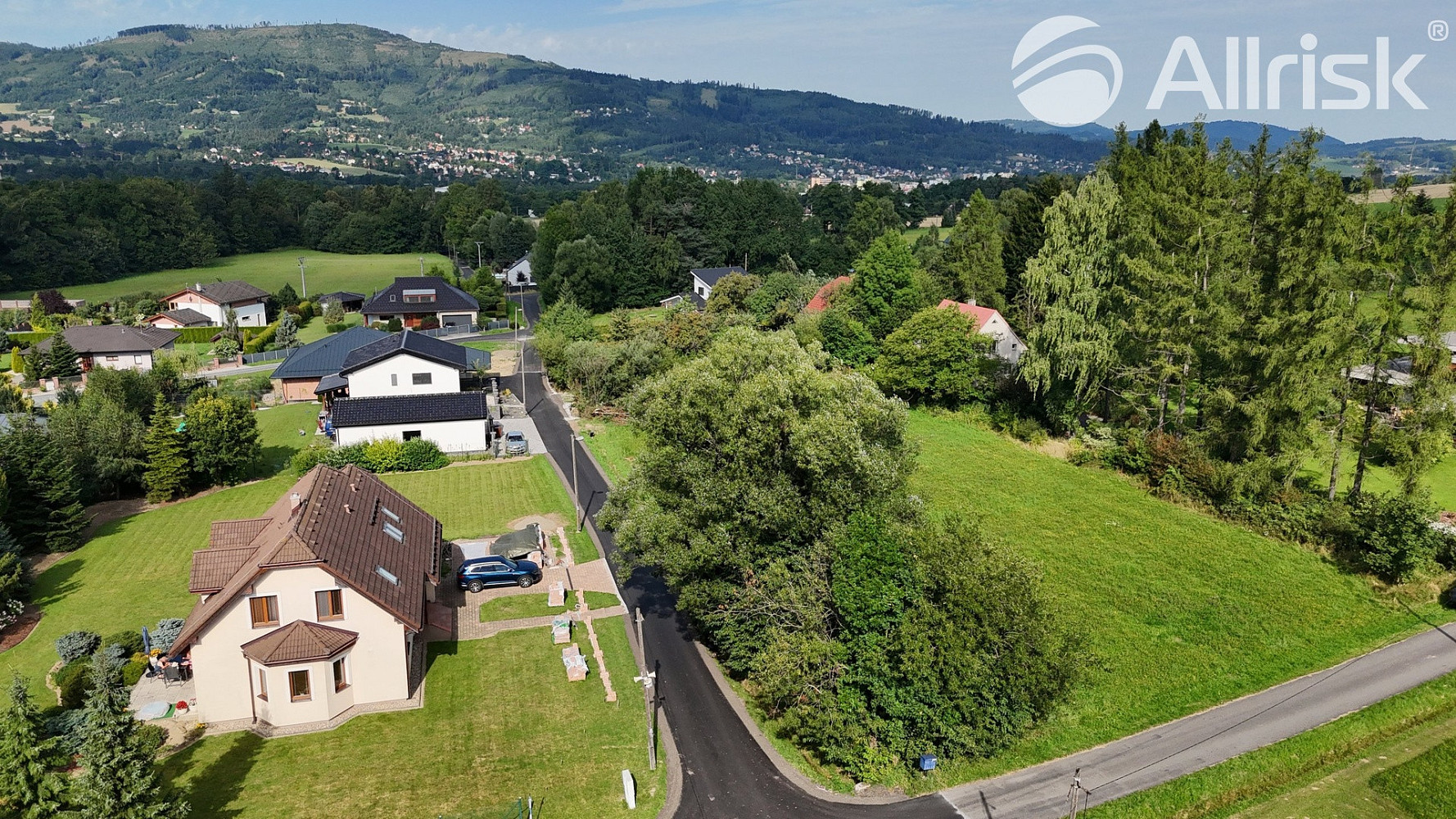 Prodej stavebního pozemku 2 473 m²