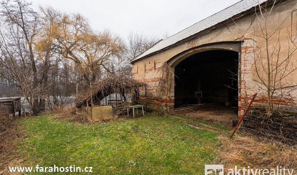 Prodej ubytovacího objektu 420 m², Hostín u Vojkovic – náhled fotky 22