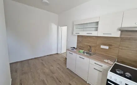 Pronájem bytu 2+kk 40 m², Přerovská, Olomouc - Holice