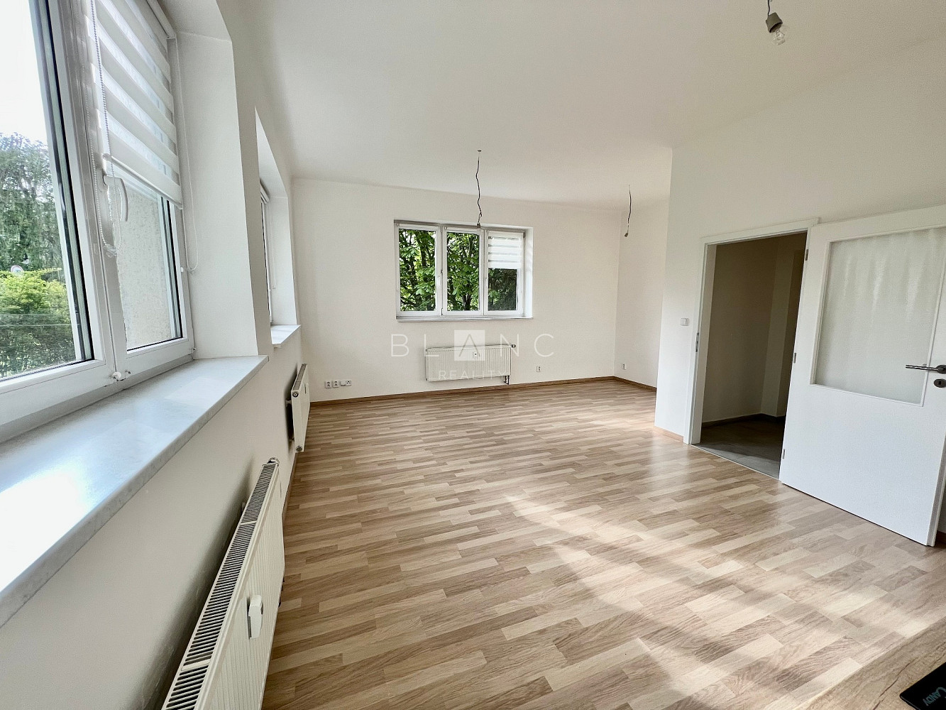 Pronájem bytu 1+kk 35 m² — photo 3