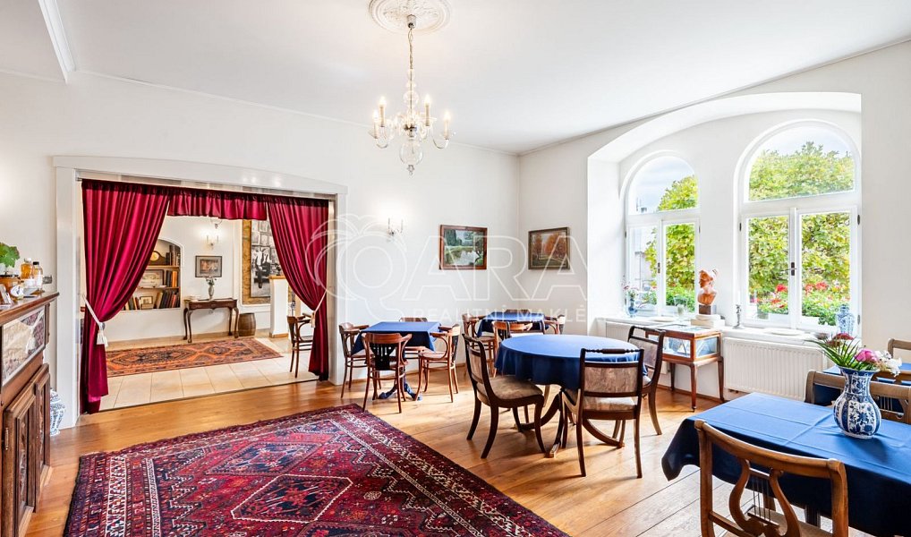 Prodej domu 377 m² s pozemkem 577 m², Radnice – náhled fotky 15