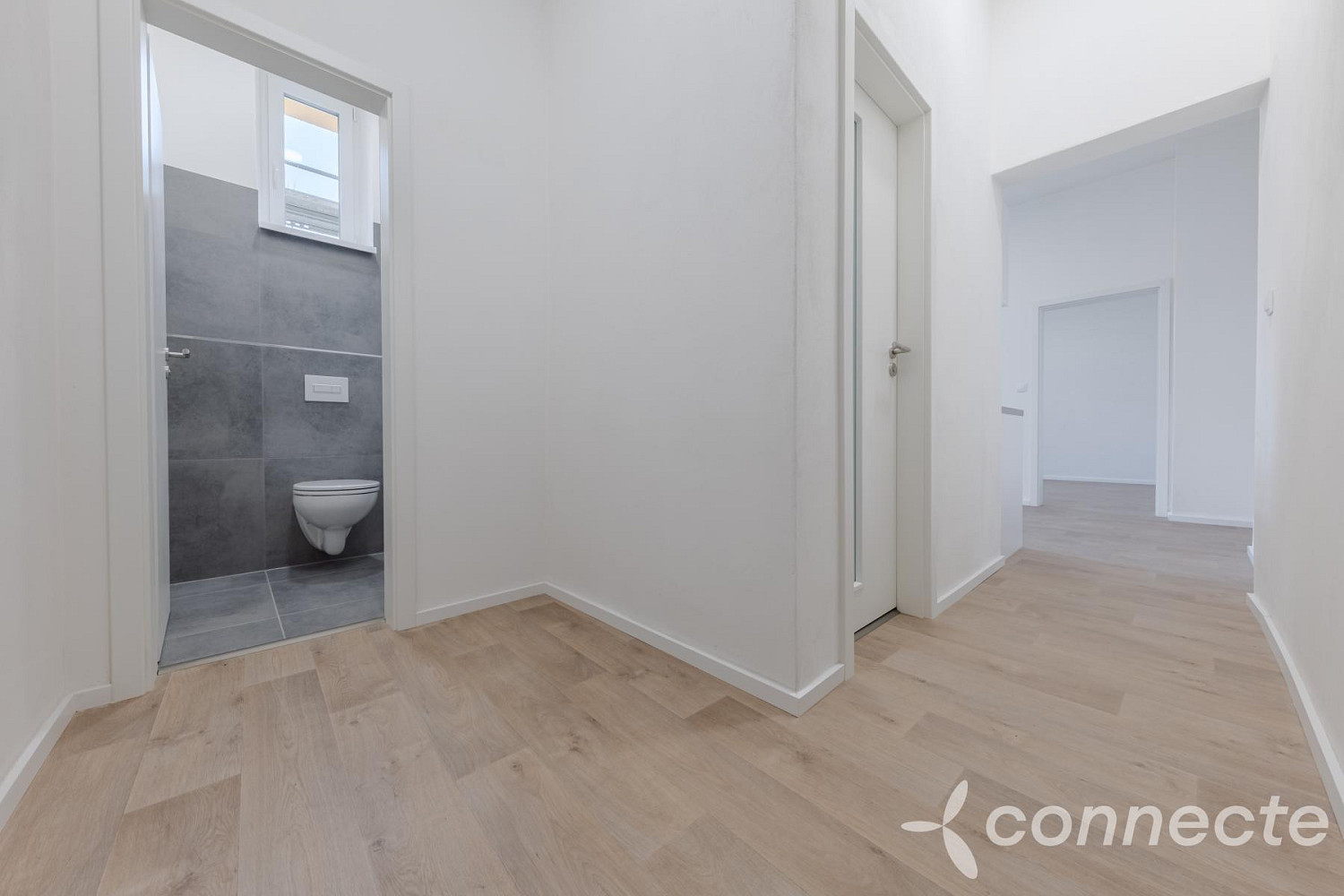 Pronájem bytu 2+kk 41 m² – fotografie 5