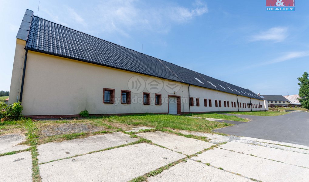 Prodej domu 2 000 m² s pozemkem 2 523 m², Valšov – náhled fotky 16