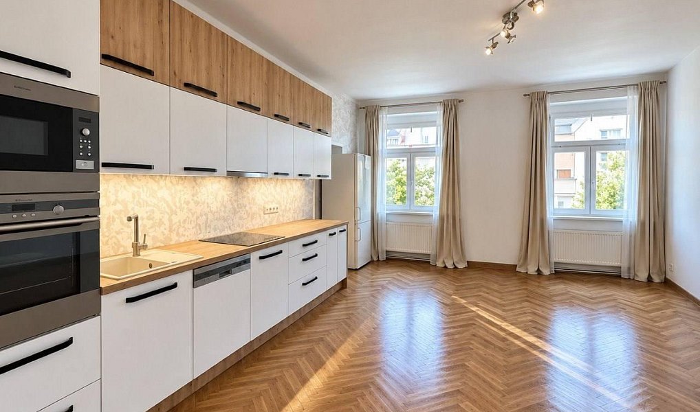 Pronájem bytu 2+kk, 80 m², Žižkov - Praha 3, Praha