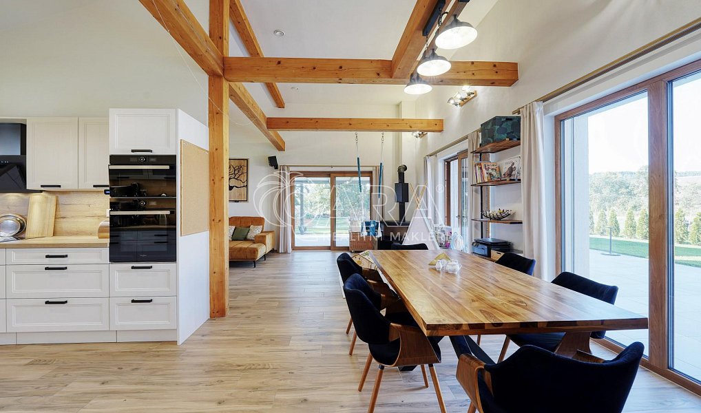 Prodej domu 350 m² s pozemkem 3 414 m², Libějovice – náhled fotky 3