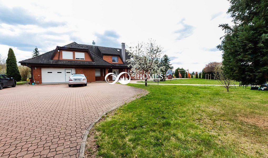 Prodej domu 484 m² s pozemkem 5 684 m², Praha – náhled fotky 8