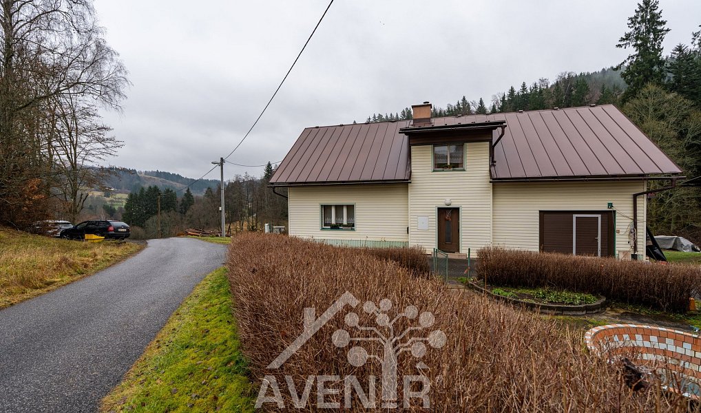 Prodej domu 244 m² s pozemkem 1 336 m², Bozkov – náhled fotky 2